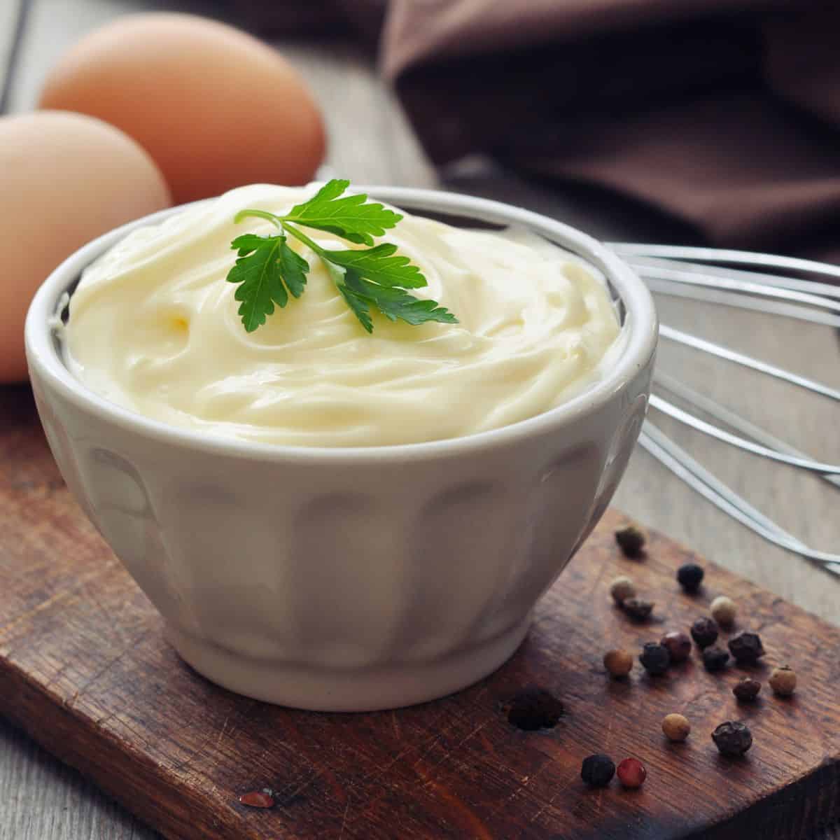 regular mayonnaise in a dish