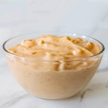 Vegan chipotle mayo in a dish.